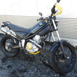 YAMAHA TRICKER