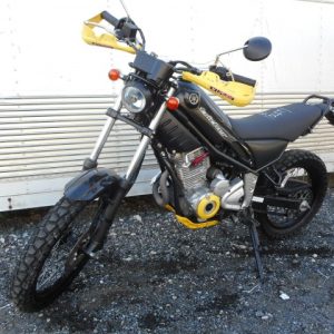 YAMAHA TRICKER