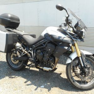 TRIUMPH TIGER 800