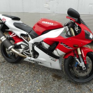 YAMAHA YZF-R1